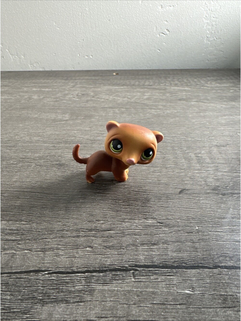 LPS Littlest Pet Shop Ferret Portable Pets 2006 #209 Brown Tan Green Eyes